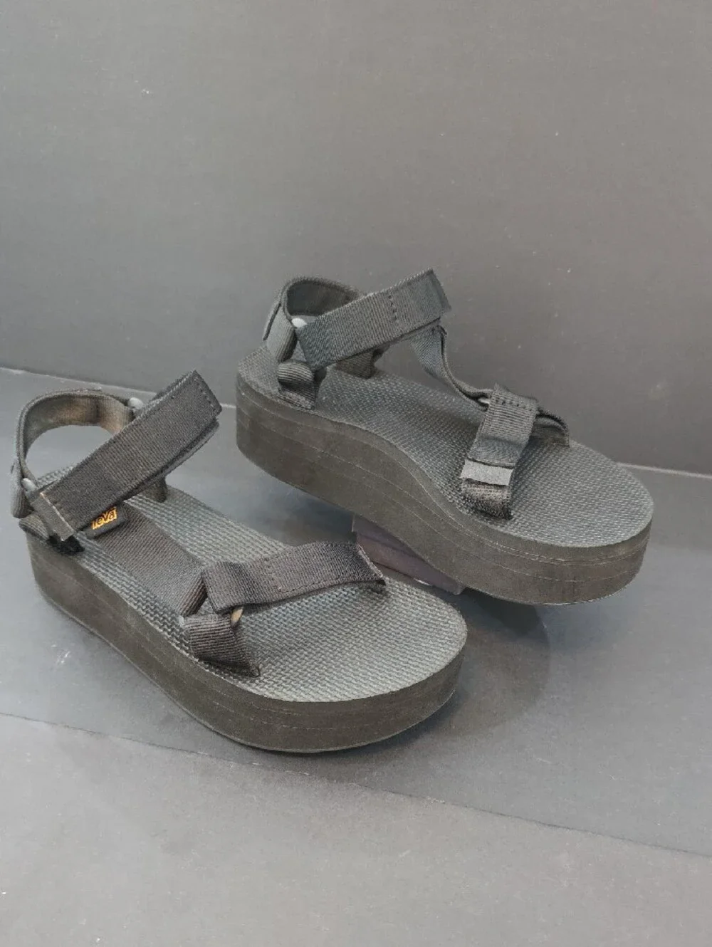 Nike Black Women's Platform Sport Sandals Size 6